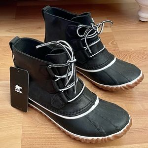 Sorel Black Waterproof Lace Up Women's Size 8 Leather Rubber Booties